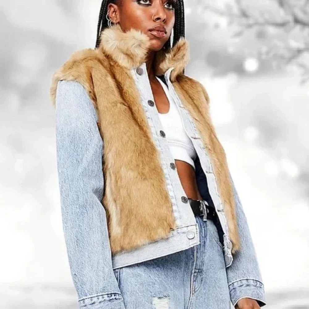 Levi's Furry Fury Faux Fur Oversized Denim Ex Boyfriend Trucker Jacket - Picture 4 of 8